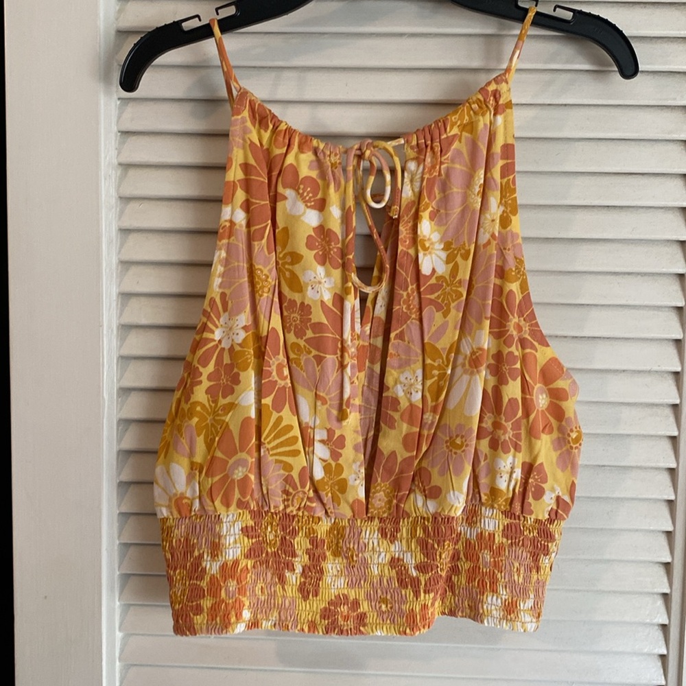 Halter top - Picture 4 of 4